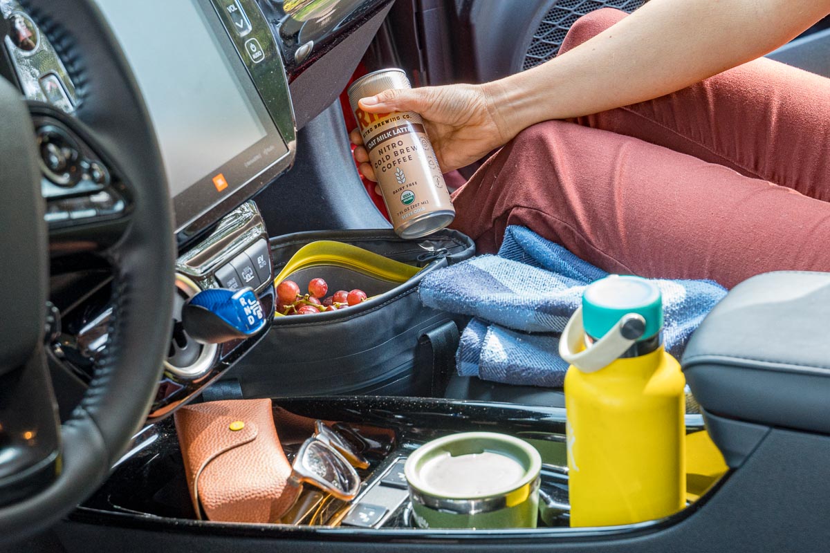 Best Travel Snacks 2025: Healthy, Convenient, and Tasty Choices for Every Trip